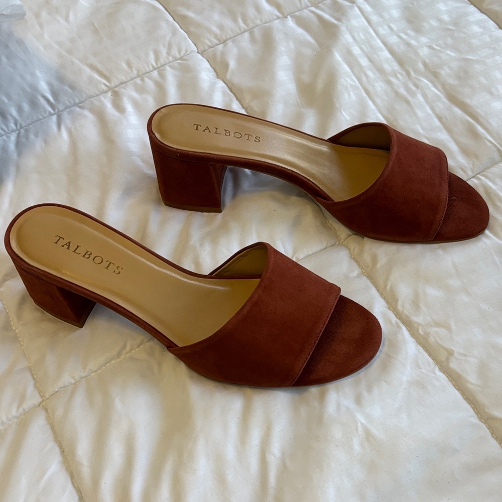 Talbots Georgia Amber Rust Suede Block Heel Mules